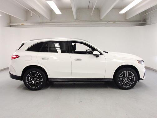 2024 Mercedes-Benz GLC 300 4MATIC