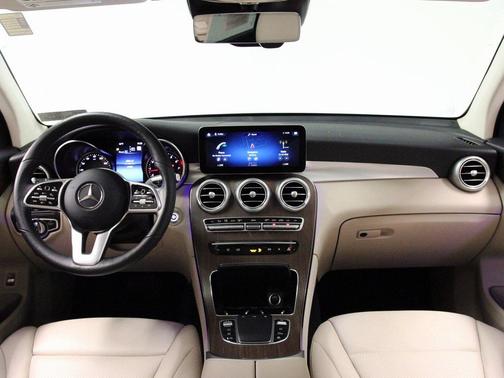 2021 Mercedes-Benz GLC 300 4MATIC