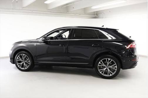2021 Audi Q8 55 Premium Plus