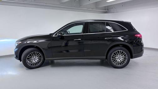 Black 2026 Mercedes-Benz GLC 300 4MATIC