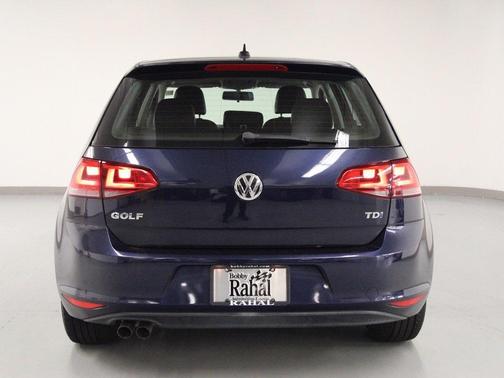 2015 Volkswagen Golf TDI SE 4-Door