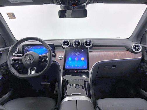 Graphite 2025 Mercedes-Benz GLC 350e Base