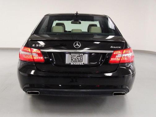 2013 Mercedes-Benz E-Class 4MATIC