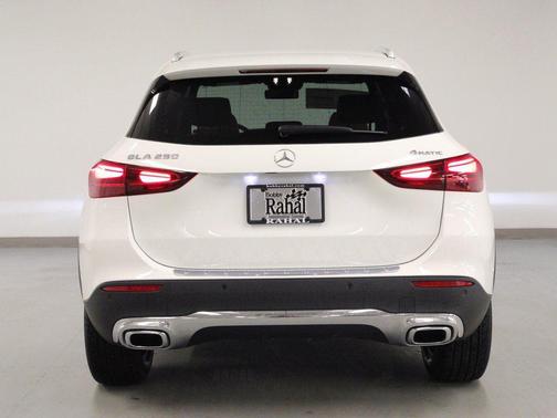 2026 Mercedes-Benz GLA 250 4MATIC