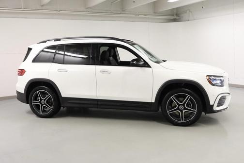 2025 Mercedes-Benz GLB 250 4MATIC