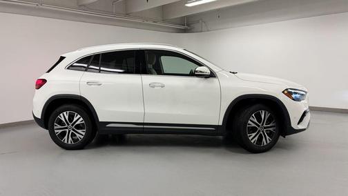 White 2025 Mercedes-Benz GLA 250 4MATIC