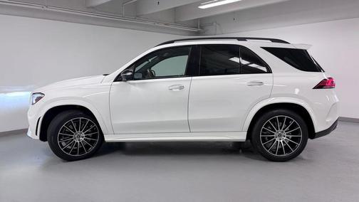 Polar White 2022 Mercedes-Benz GLE 450 4MATIC