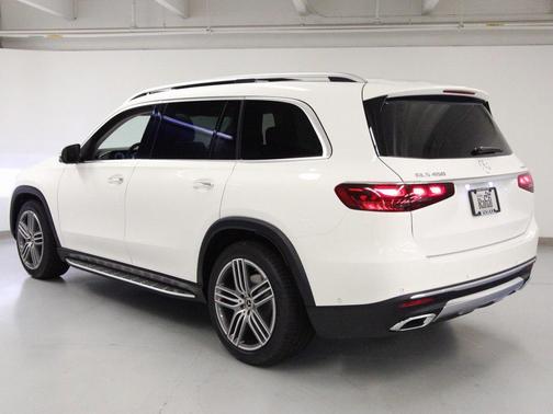 2026 Mercedes-Benz GLS 450 4MATIC