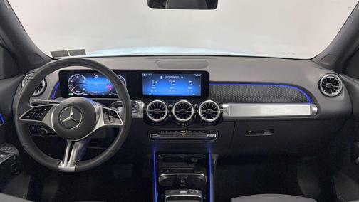 Cirrus Silver Metallic 2025 Mercedes-Benz GLB 250 4MATIC