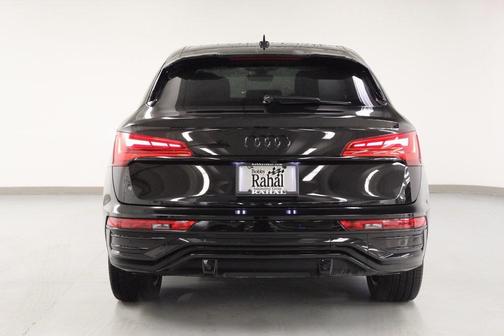 2024 Audi Q5 45 S line Prestige