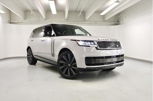 2024 Land Rover Range Rover P615 SV