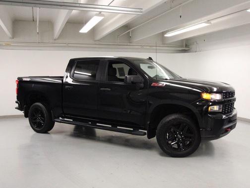 2022 Chevrolet Silverado 1500 Custom Trail Boss