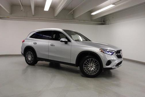 2026 Mercedes-Benz GLC 300 4MATIC