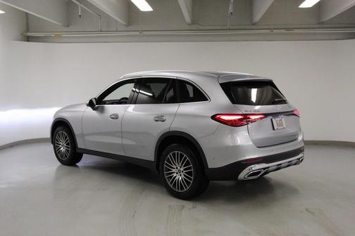 2026 Mercedes-Benz GLC 300 4MATIC