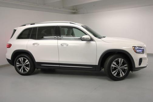 2025 Mercedes-Benz GLB 250 4MATIC