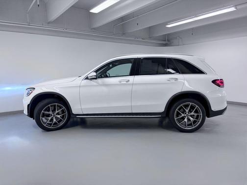 Polar White 2022 Mercedes-Benz GLC 300 4MATIC