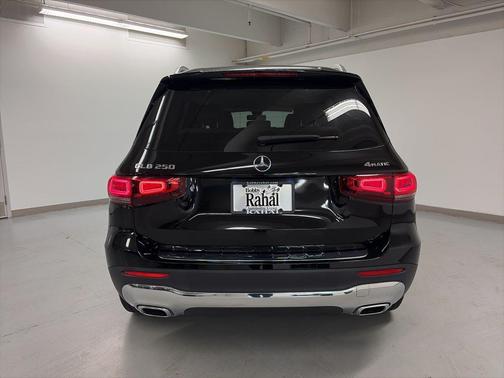 Night Black 2023 Mercedes-Benz GLB 250 4MATIC