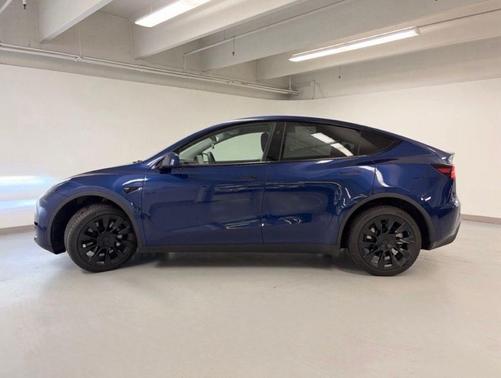 Deep Blue Metallic 2024 Tesla Model Y Long Range Dual Motor All-Wheel Drive