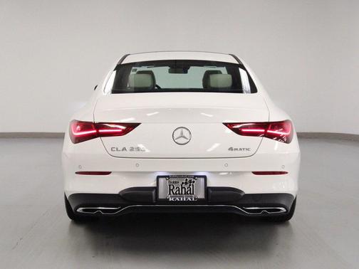 2025 Mercedes-Benz CLA 250 4MATIC