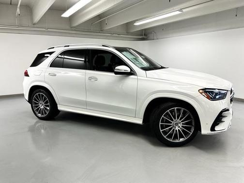 2025 Mercedes-Benz GLE 450e 4MATIC