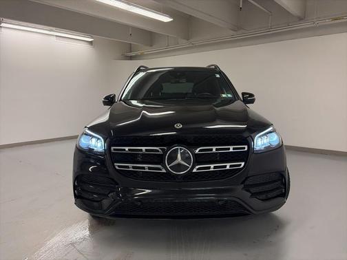 Black 2022 Mercedes-Benz GLS 450 4MATIC