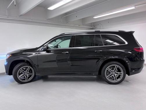 Obsidian Black Metallic 2025 Mercedes-Benz GLS 450 4MATIC