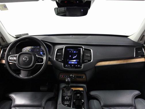 2020 Volvo XC90 T6 Inscription