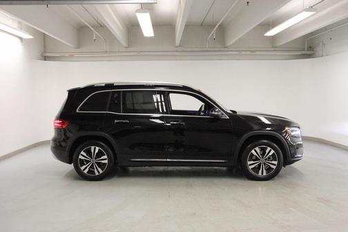 2025 Mercedes-Benz GLB 250 4MATIC