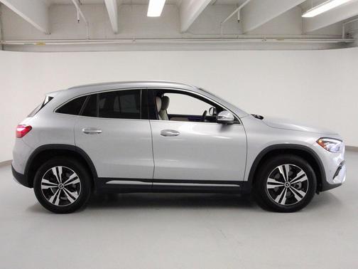 2025 Mercedes-Benz GLA 250 4MATIC