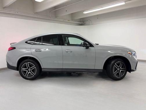 MANUFAKTUR Alpine Grey 2026 Mercedes-Benz GLC 300 4MATIC Coupe