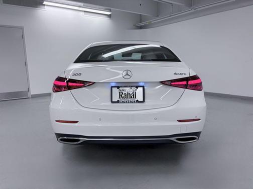 Polar 2023 Mercedes-Benz C-Class C 300 4MATIC