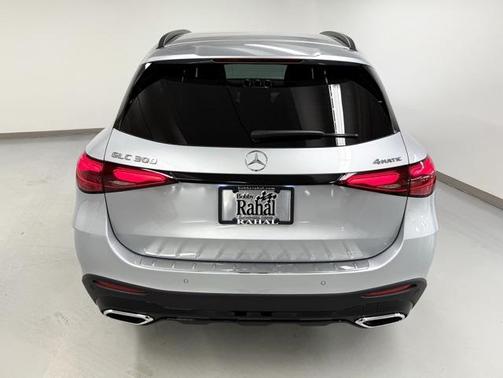 2025 Mercedes-Benz GLC 300 4MATIC