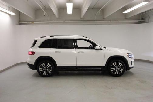 2025 Mercedes-Benz GLB 250 4MATIC