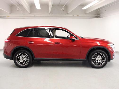 2023 Mercedes-Benz GLC 300 4MATIC
