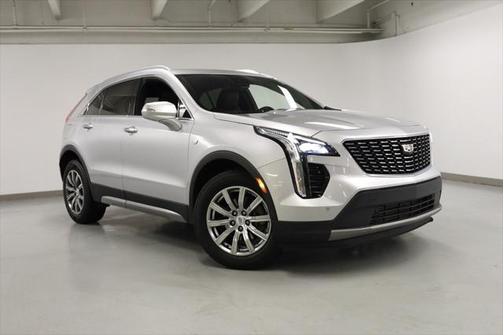 2022 Cadillac XT4 Premium Luxury