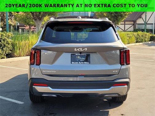 2025 Kia Sorento Hybrid EX