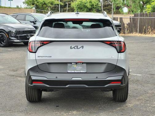 Wolf Gray 2026 Kia Sportage X-Line