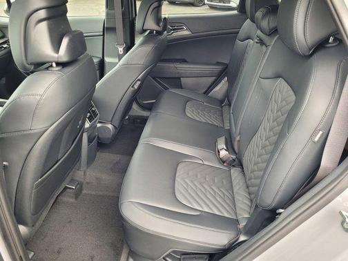 Wolf Gray 2026 Kia Sportage X-Line