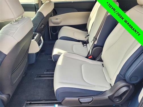 2026 Kia Carnival Hybrid EX