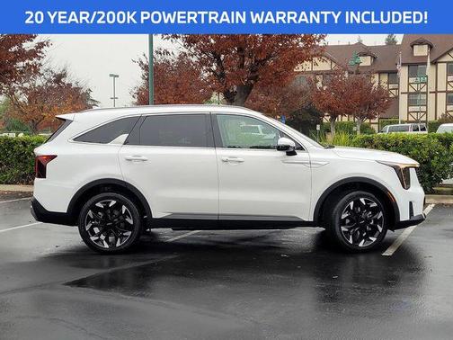 Glacial White Pearl 2026 Kia Sorento EX