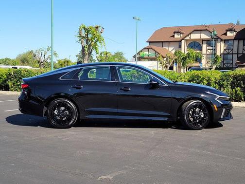 Aurora Black Pearl 2026 Kia K5 GT-Line FWD