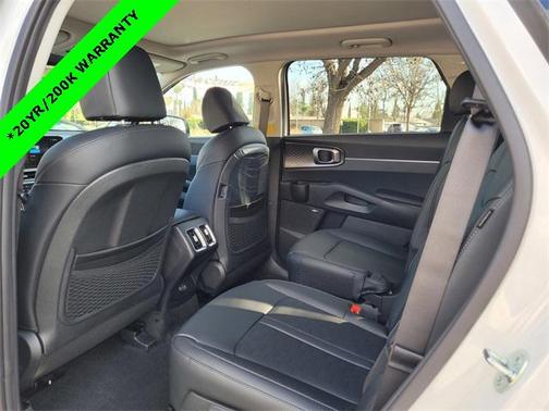 2026 Kia Sorento Hybrid EX