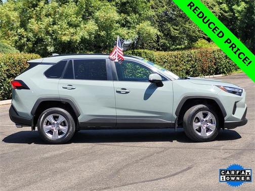 2022 Toyota RAV4 XLE