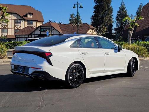 Snow White Pearl 2026 Kia K5 GT-Line FWD