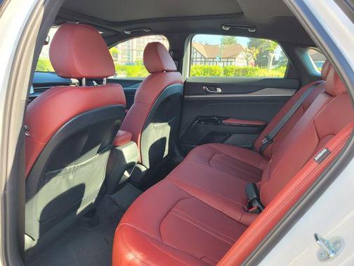 Snow White Pearl 2026 Kia K5 GT-Line FWD