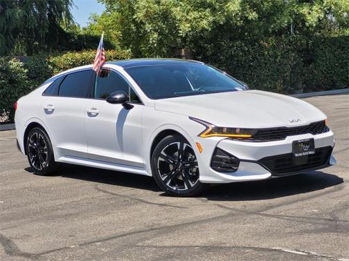 2022 Kia K5 GT-Line