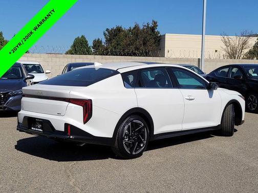2025 Kia K4 GT-Line