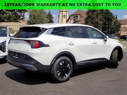 2026 Kia Sportage Hybrid LX