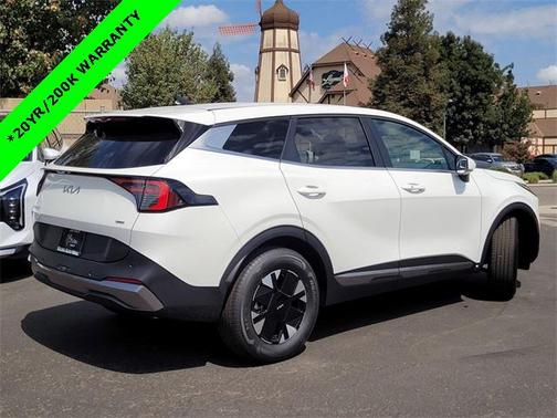 2026 Kia Sportage Hybrid LX