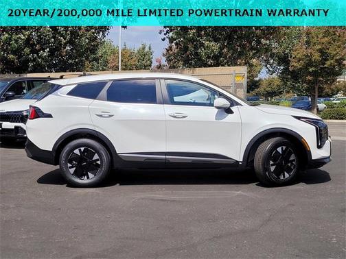 2026 Kia Sportage Hybrid LX